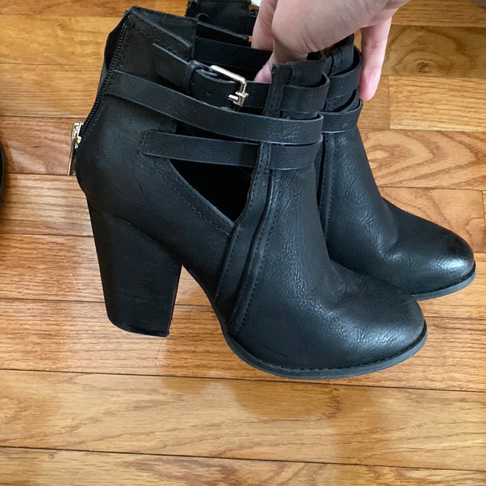 COPY - Black booties